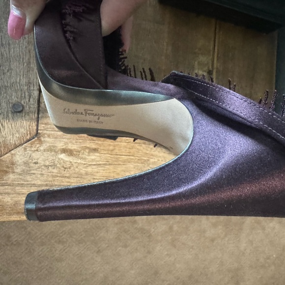Salvatore Ferragamo Plum Peep Toe Sandal Heels Size 8.5 - Picture 6 of 15